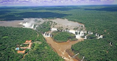 Parque Nacional do Iguaçu apresenta resultados de pesquisas científicas em simpósio na Unila Parque Nacional do Iguaçu apresenta resultados de pesquisas científicas em simpósio na Unila