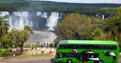 Brasil recebe meio milhão de turistas estrangeiros em outubro e confirma tendência de recorde no turismo internacional