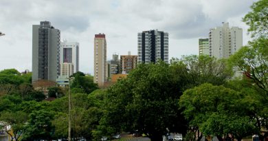 Foz do Iguaçu se consolida entre os destinos mais procurados do Brasil no Airbnb durante as férias de julho Foz do Iguaçu se consolida entre os destinos mais procurados do Brasil no Airbnb durante as férias de julho