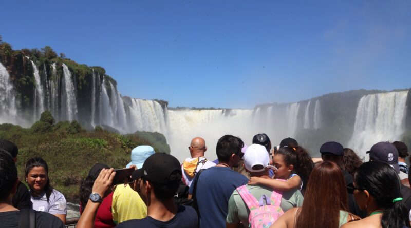 Foz do Iguaçu busca apoio popular para conquistar o “Oscar do Turismo” mundial