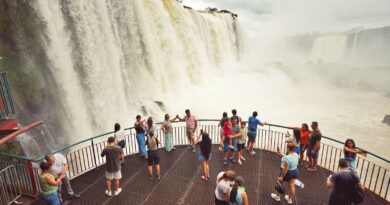 Parque Nacional do Iguaçu registra maior fevereiro da história com 169 mil visitantes de 123 países