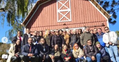 Campos gerais reúnem gestores para fortalecer o turismo regional Campos gerais reúnem gestores para fortalecer o turismo regional