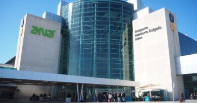 Greve geral em Portugal provoca caos aéreo e cancela centenas de voos em Lisboa