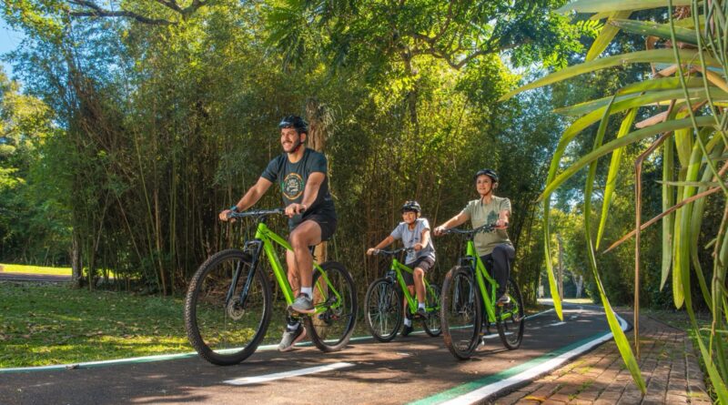 Domingo de bike no Parque Nacional do Iguaçu une família, natureza e gastronomia Domingo de bike no Parque Nacional do Iguaçu une família, natureza e gastronomia