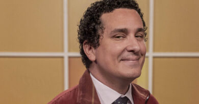 Rafael Portugal apresenta espetáculo de humor em Foz do Iguaçu