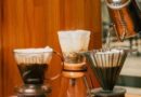 Café ganha novos significados na rotina dos brasileiros e transforma cafeterias em espaços de encontro Café ganha novos significados na rotina dos brasileiros e transforma cafeterias em espaços de encontro