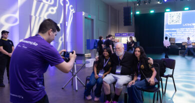 Latinoware 2026 encerra edição inspirando novas gerações de entusiastas da tecnologia e do software livre Latinoware 2026 encerra edição inspirando novas gerações de entusiastas da tecnologia e do software livre